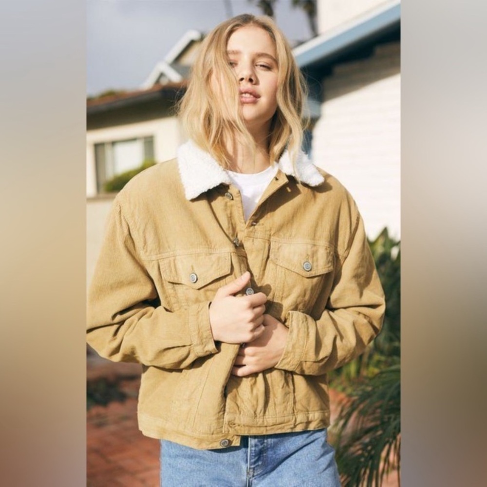 Brandy Melville Tan Teddy Jacket with White Collar